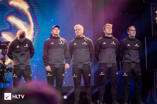 英雄联盟蓝色精粹获取机制调整引发玩家关注